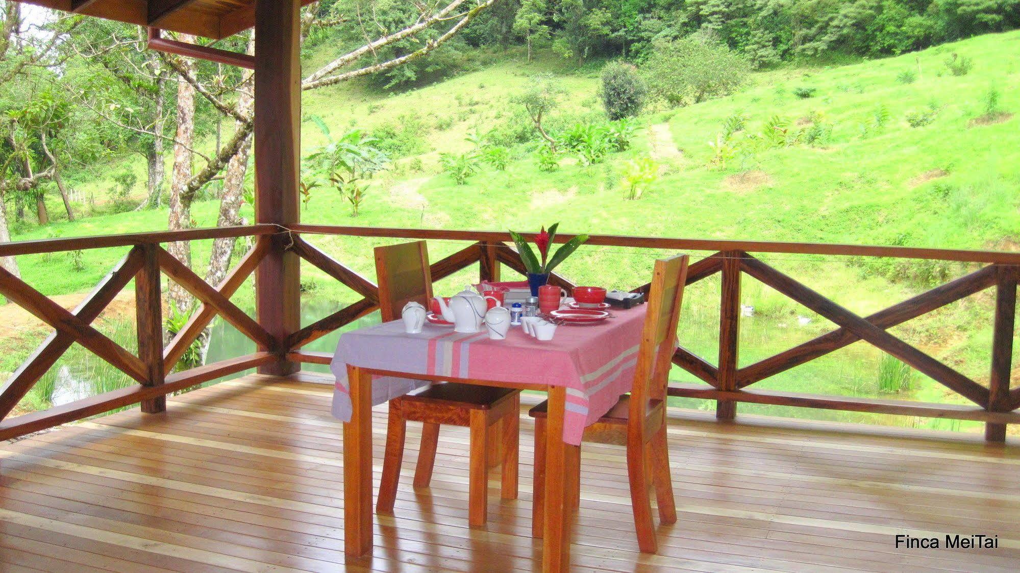 Finca Mei Tai B&B&Cacao Farm Bijagua Ngoại thất bức ảnh